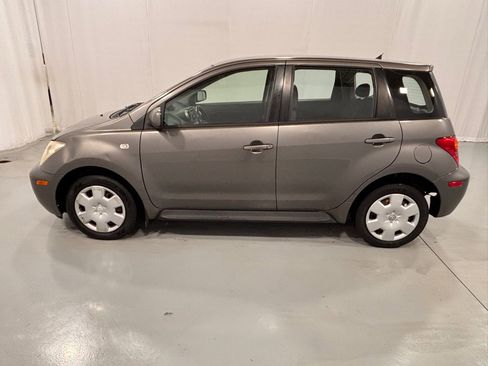Used 2005 Scion xA image 8
