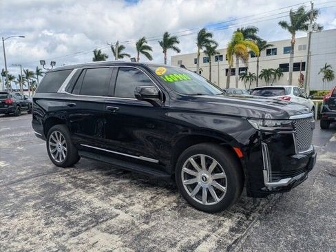 Used 2021 Cadillac Escalade Premium Luxury image 9