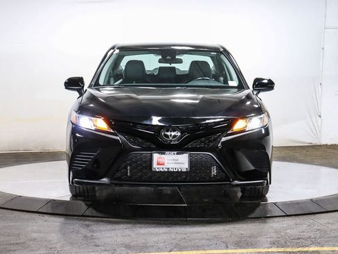 Certified 2020 Toyota Camry SE w/ Carpet Mat Package FWD image 6