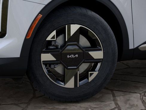 New 2026 Kia Sportage LX FWD image 9