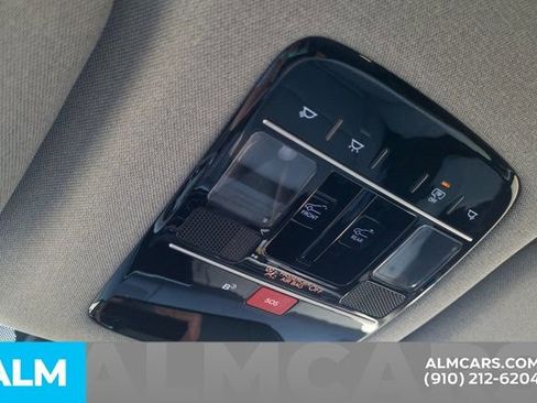 Certified 2025 Hyundai Santa Fe Limited image 32