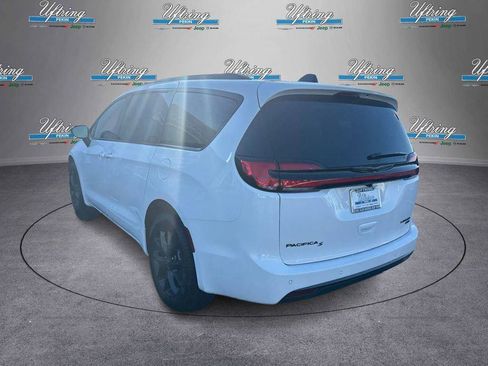 New 2026 Chrysler Pacifica Limited w/ S Appearance Package AWD/4WD image 5