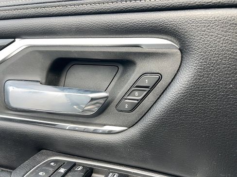 Used 2021 RAM 1500 Laramie w/ Sport Appearance Package image 15