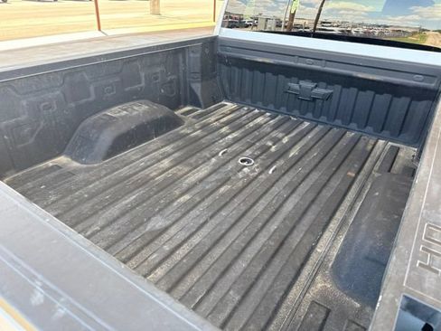 Used 2024 Chevrolet Silverado 2500 LT AWD/4WD image 10