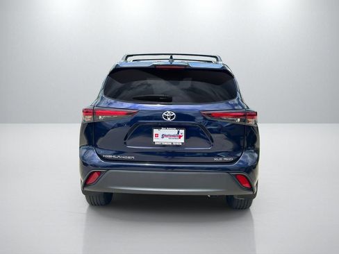 Used 2026 Toyota Highlander XLE AWD/4WD image 6