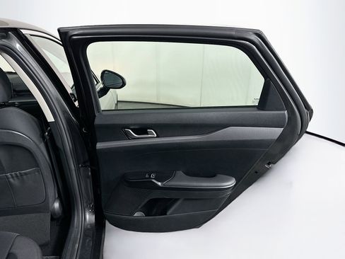 Used 2025 Kia K5 LXS image 28