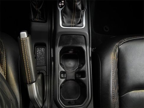 Used 2021 Jeep Wrangler Unlimited Sahara image 24