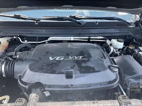 Used 2020 Chevrolet Colorado LT RWD image 30