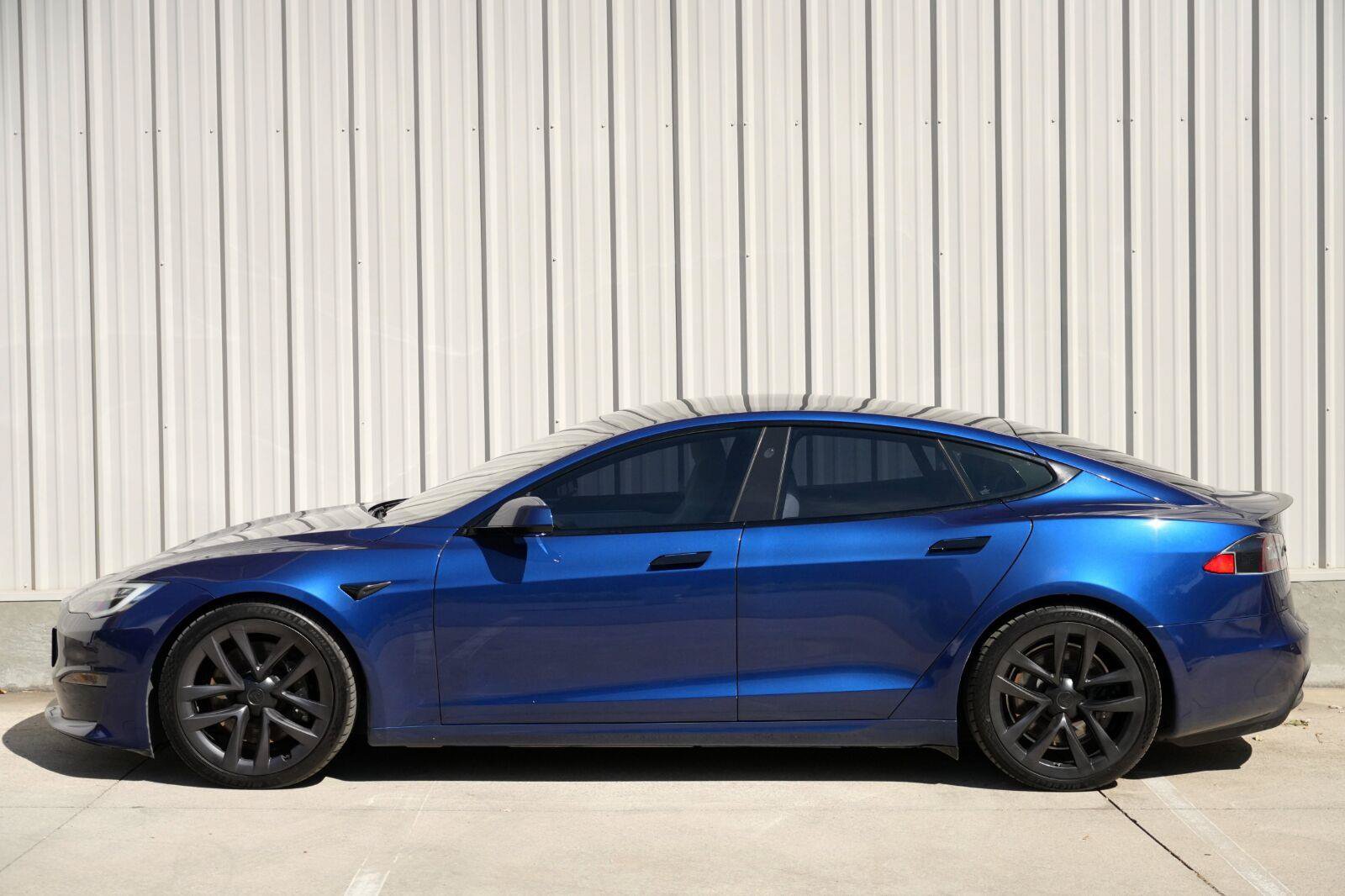 Used 2022 Tesla Model S Plaid AWD/4WD image 9