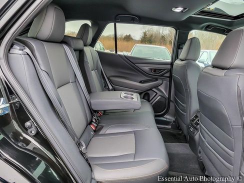 Used 2025 Subaru Outback Wilderness image 31
