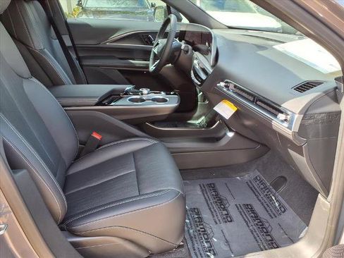 New 2026 Cadillac Lyriq Luxury RWD image 9