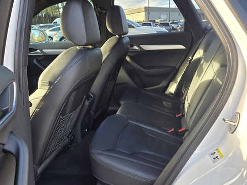 Used 2018 Audi Q3 2.0T Premium w/ Convenience Package image 14