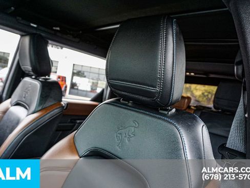 Used 2024 Ford Bronco Outer Banks image 18