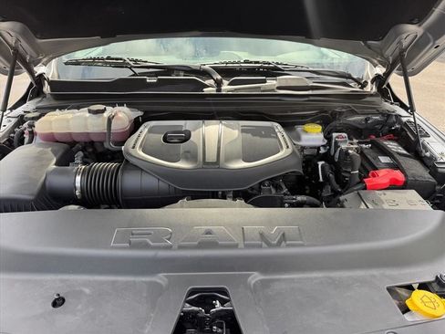 Used 2025 RAM 1500 Big Horn AWD/4WD image 18