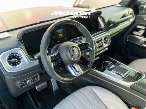 Used 2025 Mercedes-Benz G 63 AMG AMG G 63 image 31