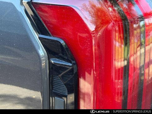 Used 2023 Toyota Tundra 1794 Edition AWD/4WD image 8