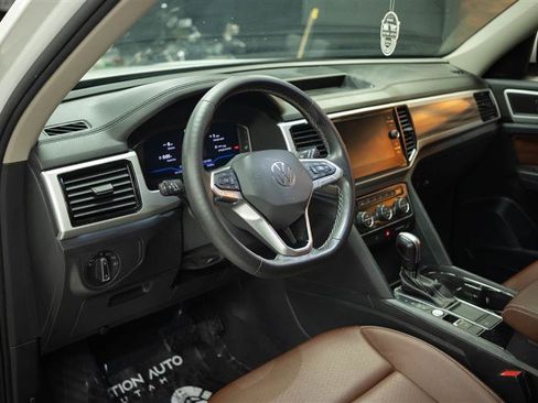 Used 2021 Volkswagen Atlas SEL FWD image 10