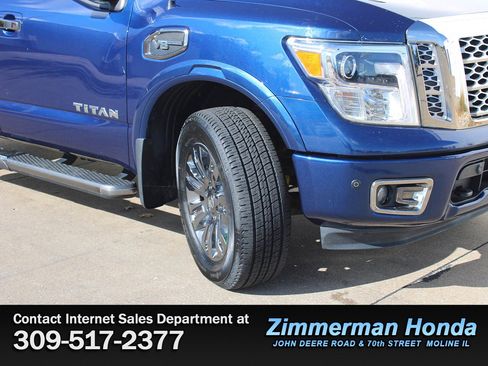 Used 2017 Nissan Titan Platinum Reserve image 19