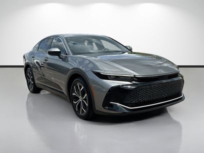 Used 2025 Toyota Crown XLE