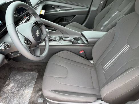 New 2026 Hyundai Elantra Sport FWD image 10