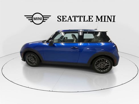 Certified 2025 MINI Cooper S image 7