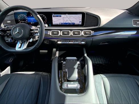 Certified 2025 Mercedes-Benz GLS 63 AMG 4MATIC image 17