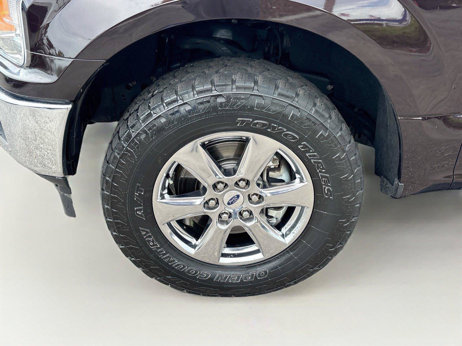 Used 2020 Ford F150 XLT w/ Equipment Group 302A Luxury AWD/4WD image 30