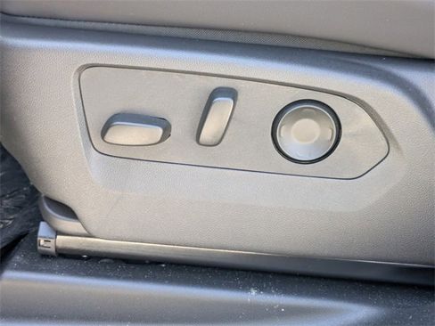 New 2025 GMC Hummer EV 2X w/ LPO, Sport Package image 21