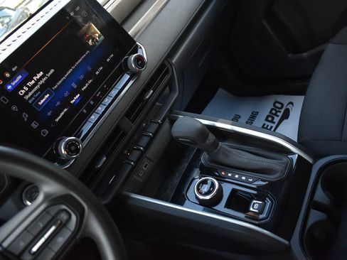 Used 2024 Chevrolet Colorado Trail Boss image 22