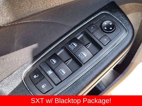 Used 2020 Dodge Charger SXT w/ Blacktop Package RWD image 31