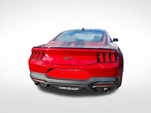 Used 2024 Ford Mustang GT Premium image 6