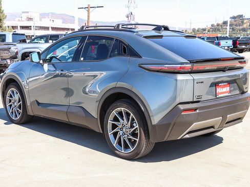 New 2026 Toyota C-HR AWD/4WD image 5