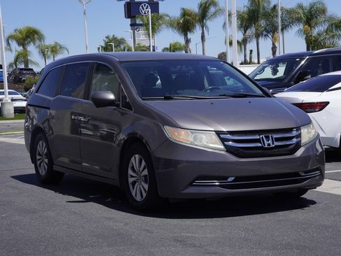 Used 2015 Honda Odyssey EX image 2