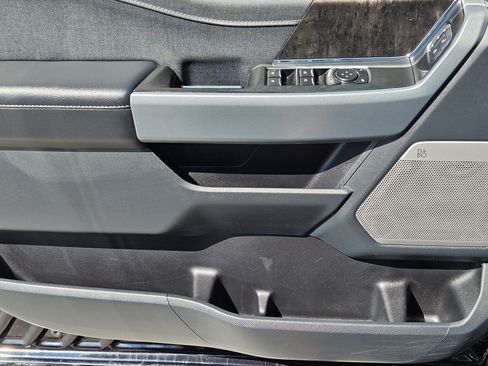 Used 2022 Ford F150 Lariat AWD/4WD image 24