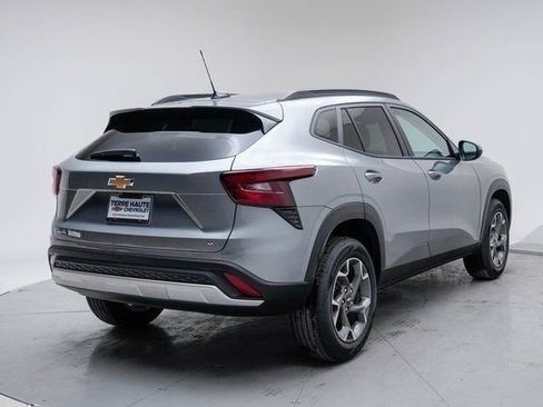 New 2026 Chevrolet Trax LT w/ Driver Confidence Package FWD image 7