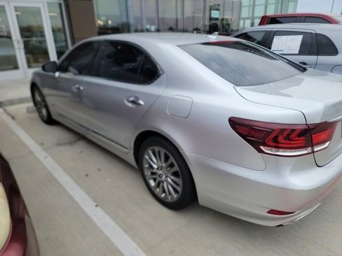 Used 2013 Lexus LS 460 L image 3