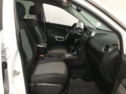 Used 2013 Chevrolet Captiva Sport LT FWD image 14