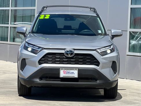 Certified 2022 Toyota RAV4 XLE AWD/4WD image 6