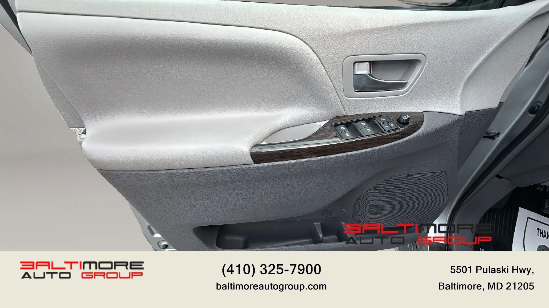 Used 2019 Toyota Sienna XLE Premium FWD image 14