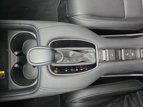 Certified 2023 Honda HR-V EX-L image 20