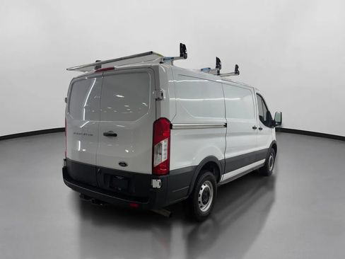 Used 2023 Ford Transit 250 Low Roof RWD image 10