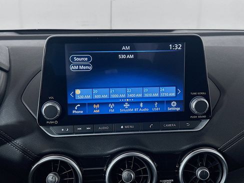 Used 2024 Nissan Sentra SV FWD image 21