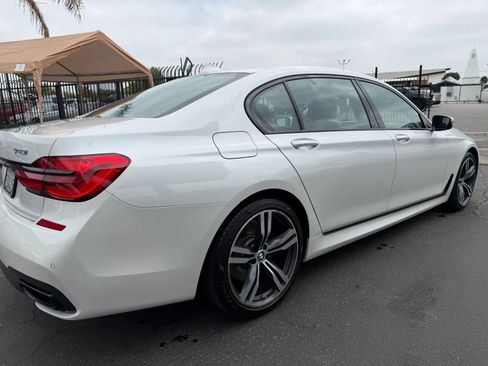 Used 2018 BMW 740i RWD image 27