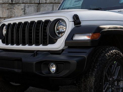 New 2026 Jeep Wrangler Unlimited Sport image 35