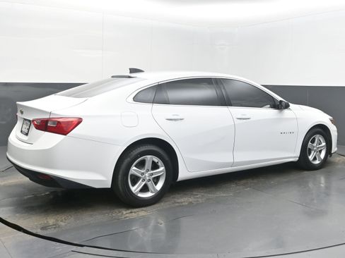 Used 2021 Chevrolet Malibu LS image 9