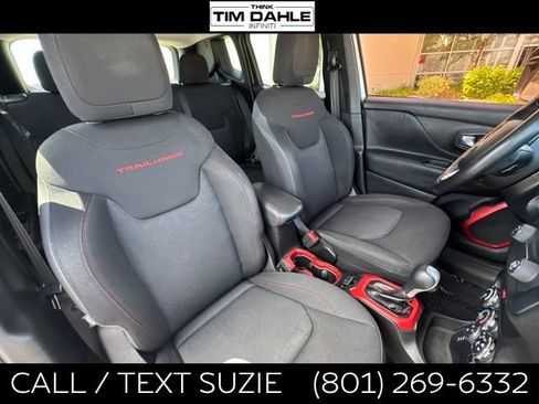 Used 2016 Jeep Renegade Trailhawk AWD/4WD image 19