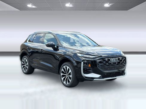 New 2026 Audi Q3 quattro 2.0T AWD/4WD image 7