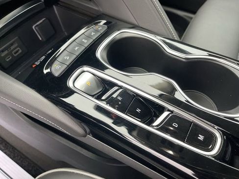 Used 2023 Buick Envision Avenir image 20