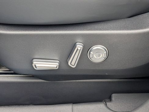 New 2026 Lincoln Nautilus Premier w/ Equipment Group 102A AWD/4WD image 20