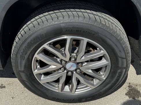 Used 2019 GMC Acadia SLE AWD/4WD image 48